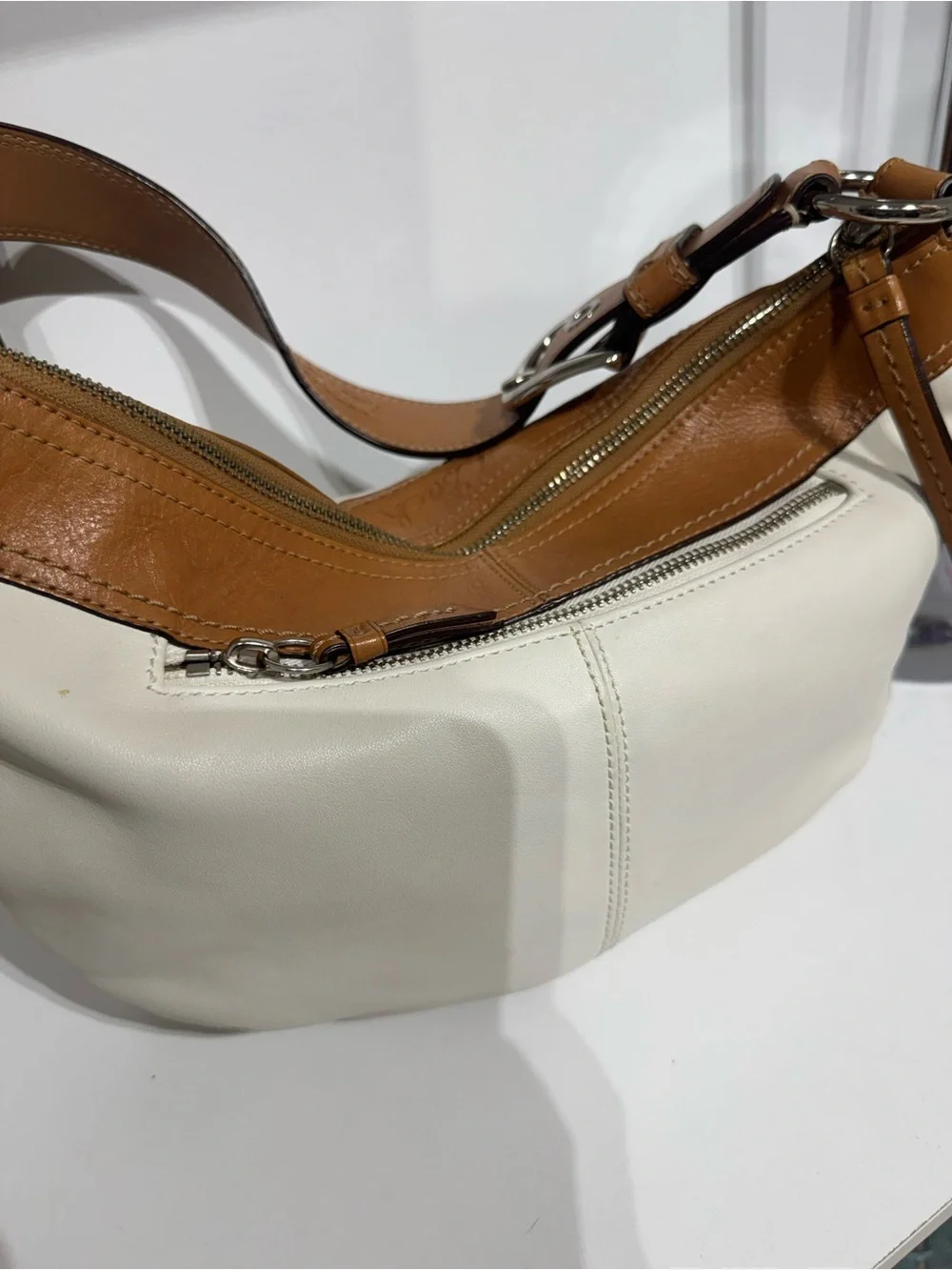 Coach Two-Tone White and Tan Leather Shoulder Hobo